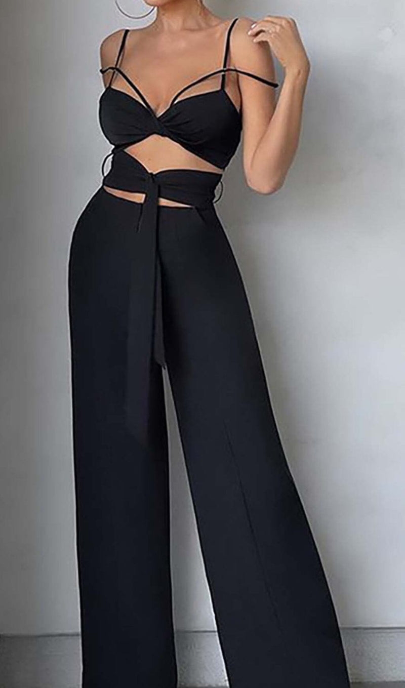 CUTOUT SLEEVELESS JUMPSUIT IN BLACK