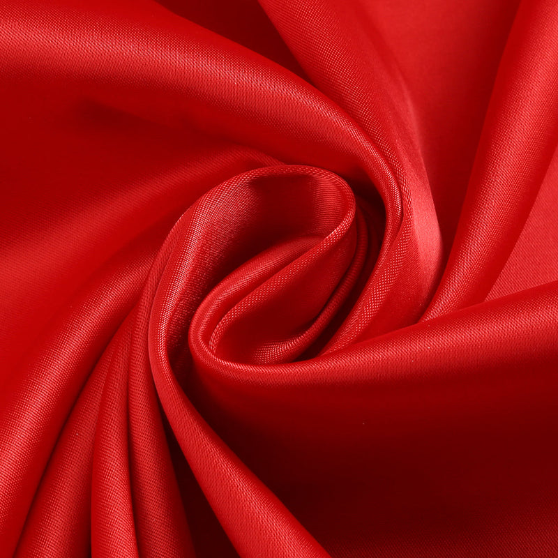 Neckholder-Maxikleid aus Satin mit Falten in Rot