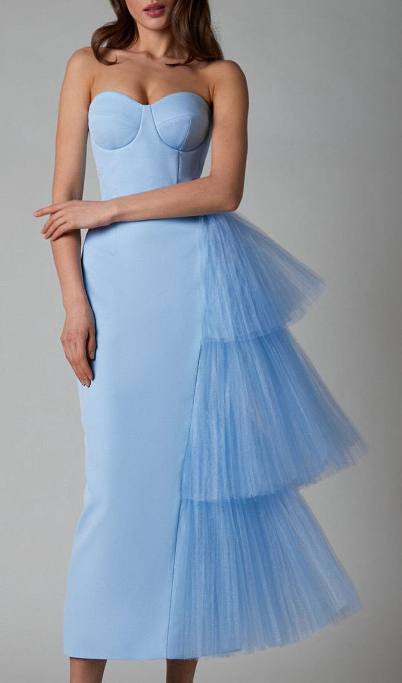 MESH STITCHED DRESS IN LIGHT BLUE