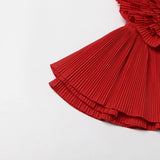 STRAPLESS FLOWER PLEATED TOP IN RED