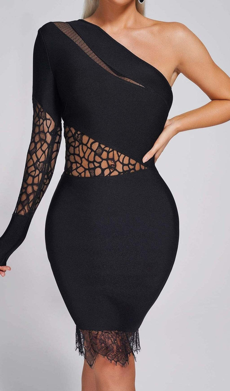 ONE SHOULDER INSERT LACE MIDI DRESS IN BLACK