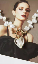 PEARL HEART SHAPED NECKLACE IN WHITE