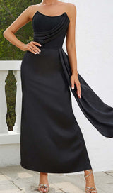 SLEEVELESS BANDAGE MIDI DRESS IN BLACK