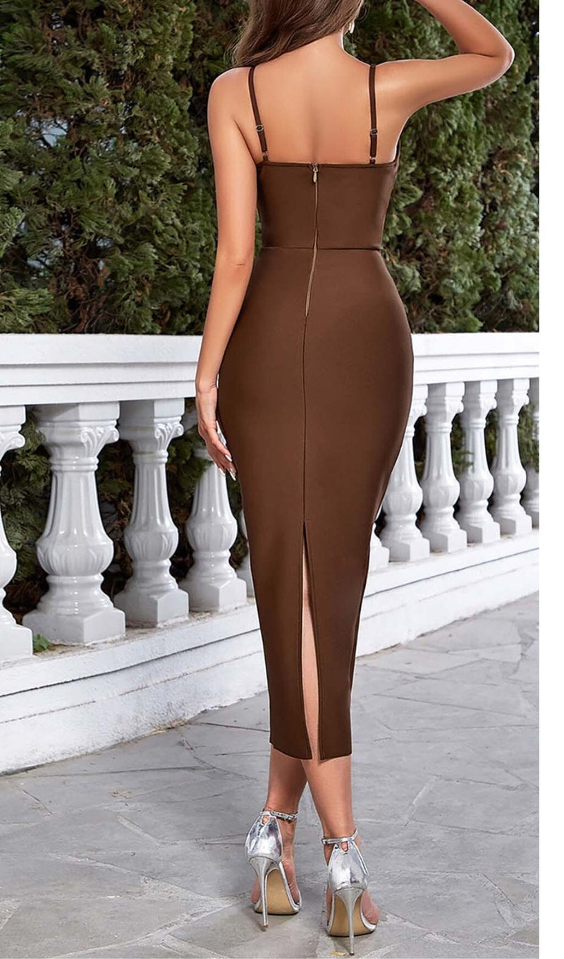 WAIST-TIGHTENING CORSET MIDI DRESS IN BROWN